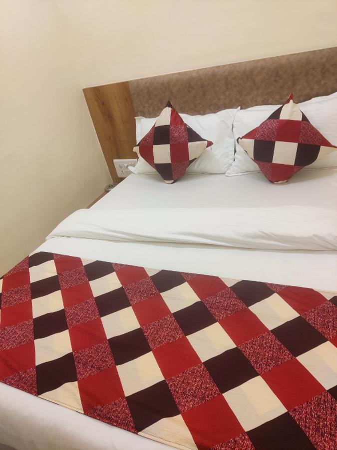 Bkc Corporate Hostel Ac Dormitory Mumbai  Buitenkant foto