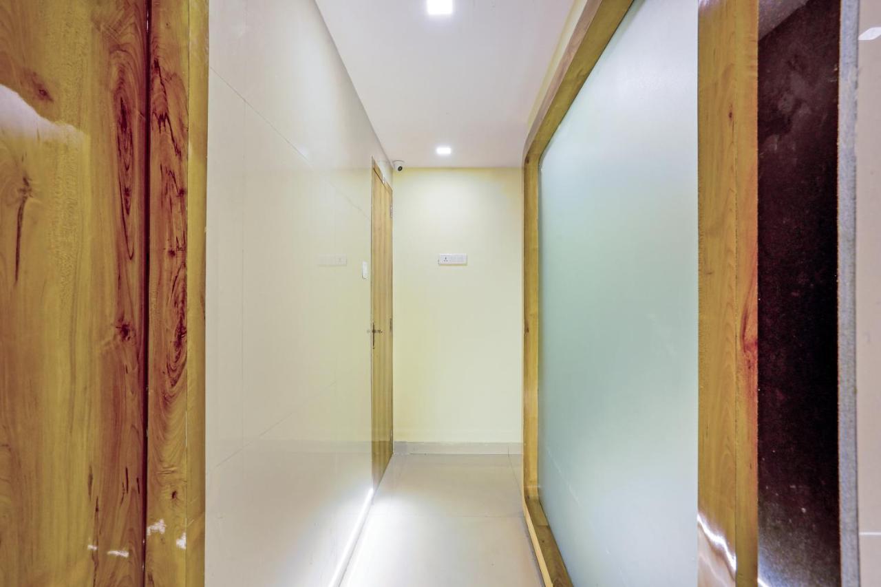 Bkc Corporate Hostel Ac Dormitory Mumbai  Buitenkant foto