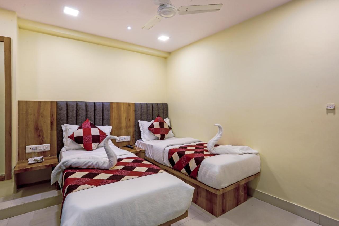 Bkc Corporate Hostel Ac Dormitory Mumbai  Buitenkant foto