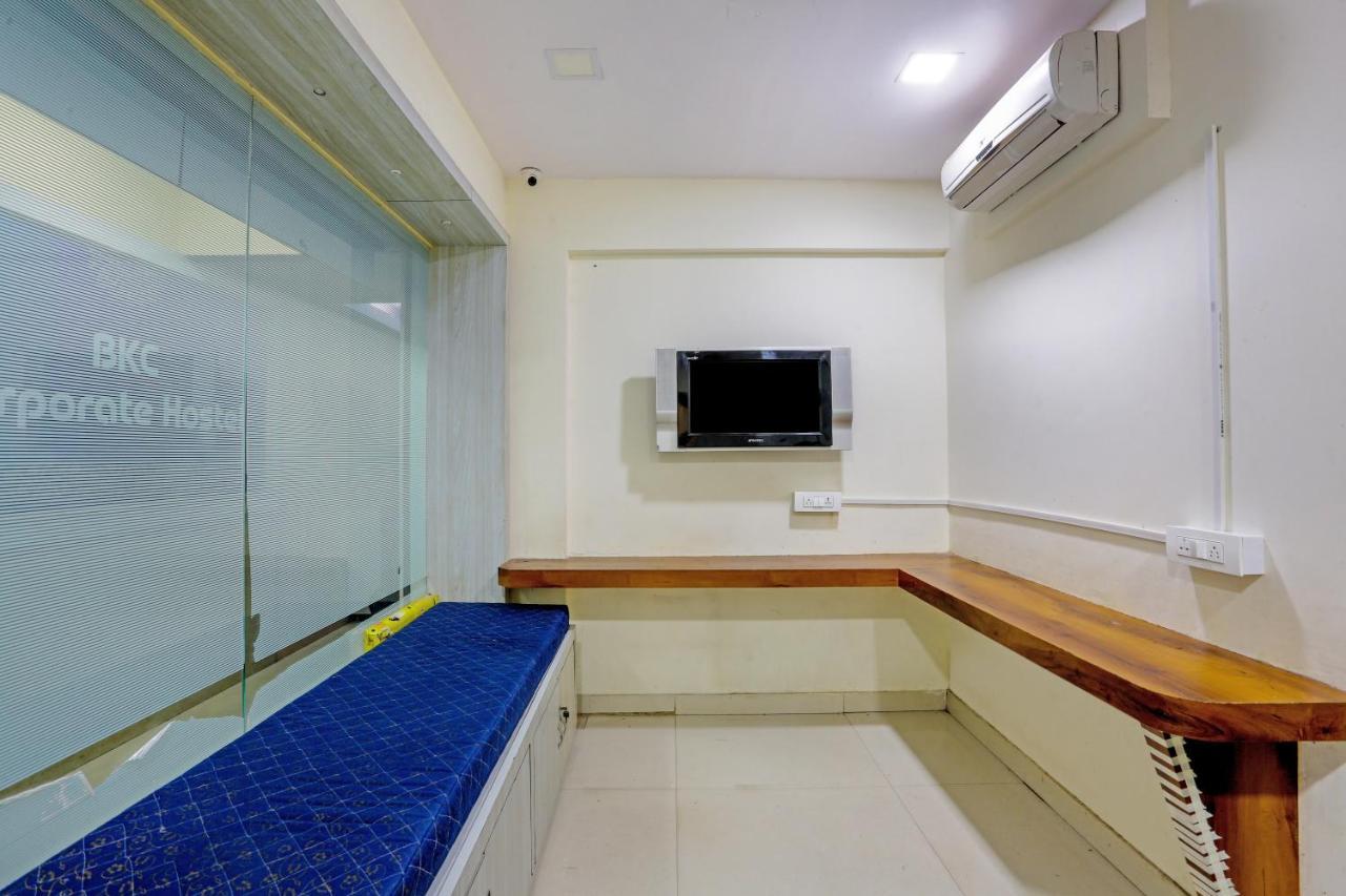 Bkc Corporate Hostel Ac Dormitory Mumbai  Buitenkant foto
