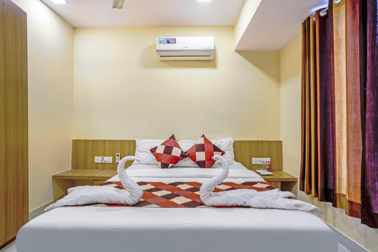 Bkc Corporate Hostel Ac Dormitory Mumbai  Buitenkant foto