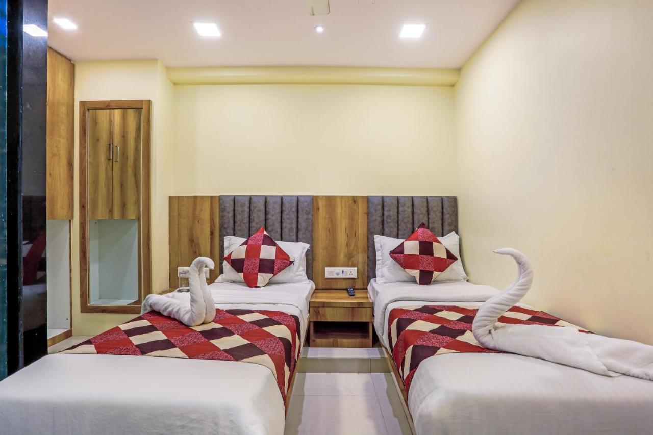 Bkc Corporate Hostel Ac Dormitory Mumbai  Buitenkant foto