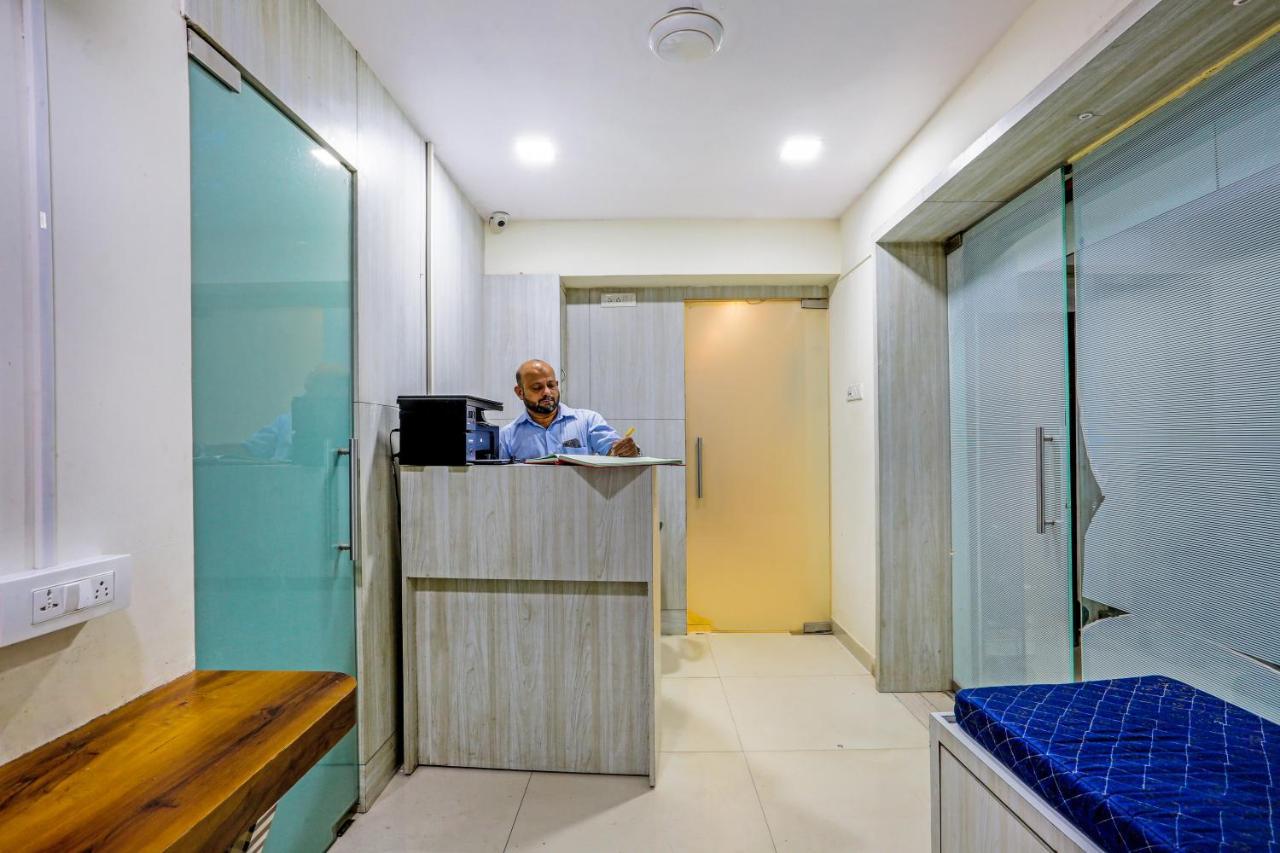 Bkc Corporate Hostel Ac Dormitory Mumbai  Buitenkant foto